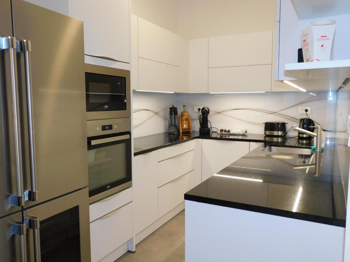 Modern Apartment Hrenova Street Ljubljana Buitenkant foto