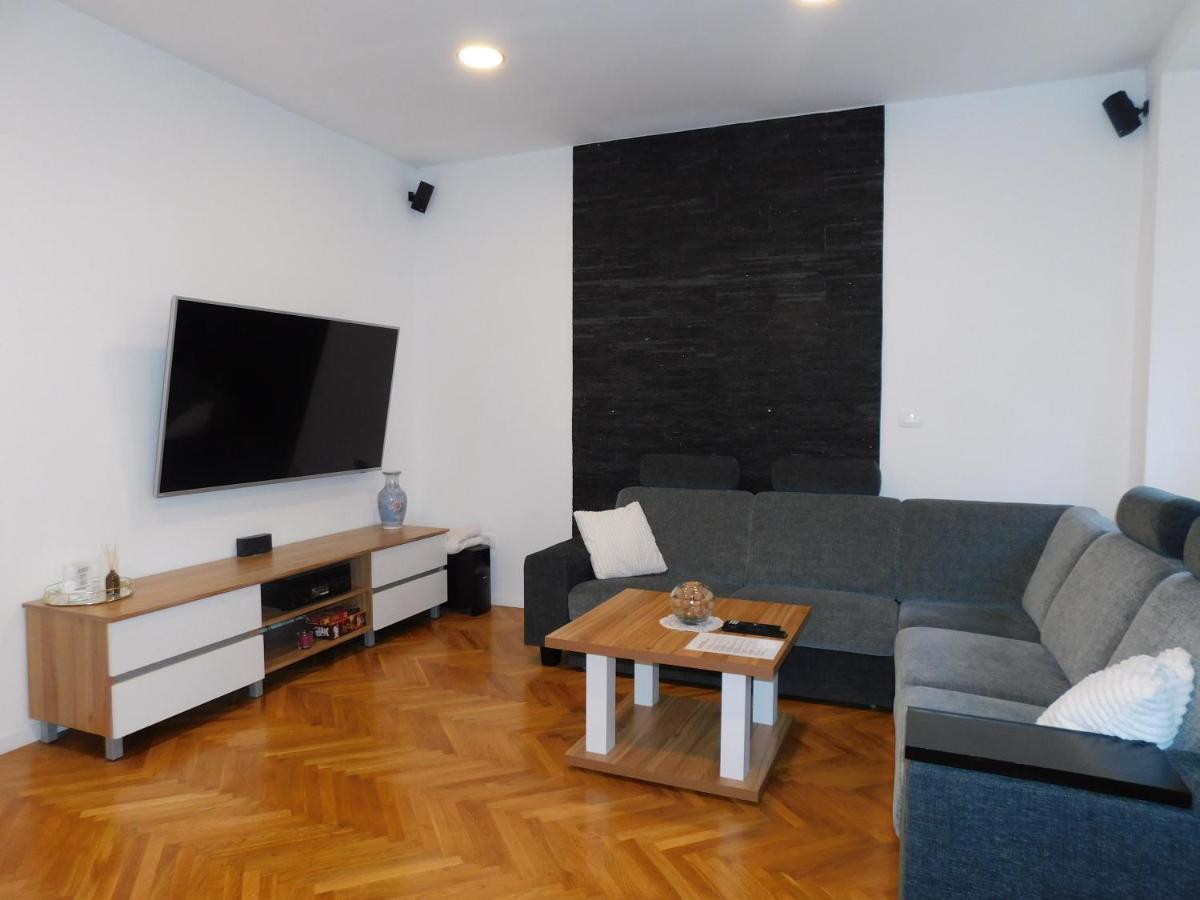 Modern Apartment Hrenova Street Ljubljana Buitenkant foto