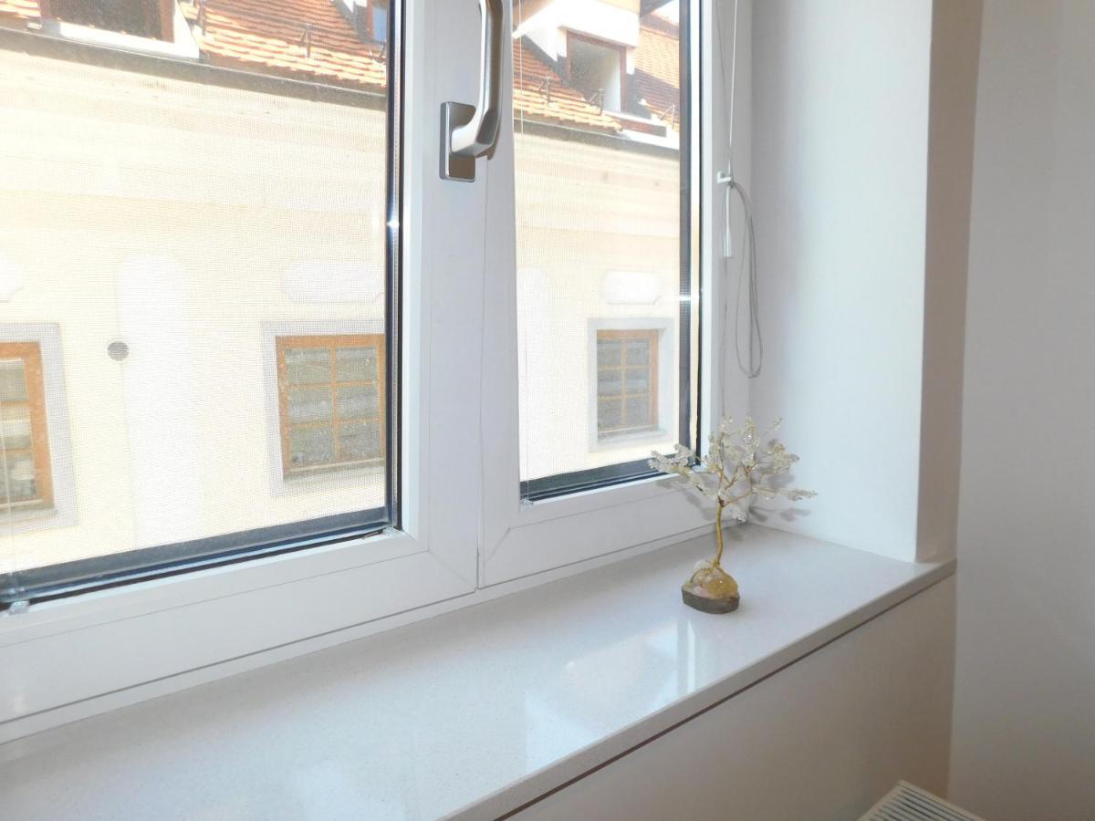 Modern Apartment Hrenova Street Ljubljana Buitenkant foto